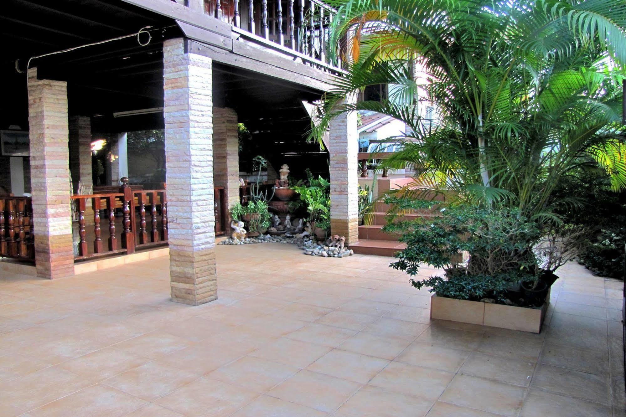 Huan Kawin Est.58 Lanna Home & Collection Chiang Rai Bagian luar foto