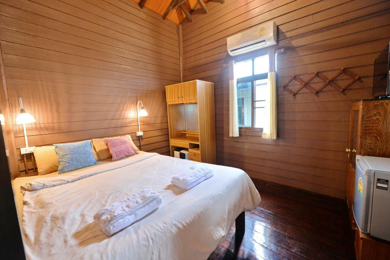 Huan Kawin Est.58 Lanna Home & Collection Chiang Rai Ruang foto